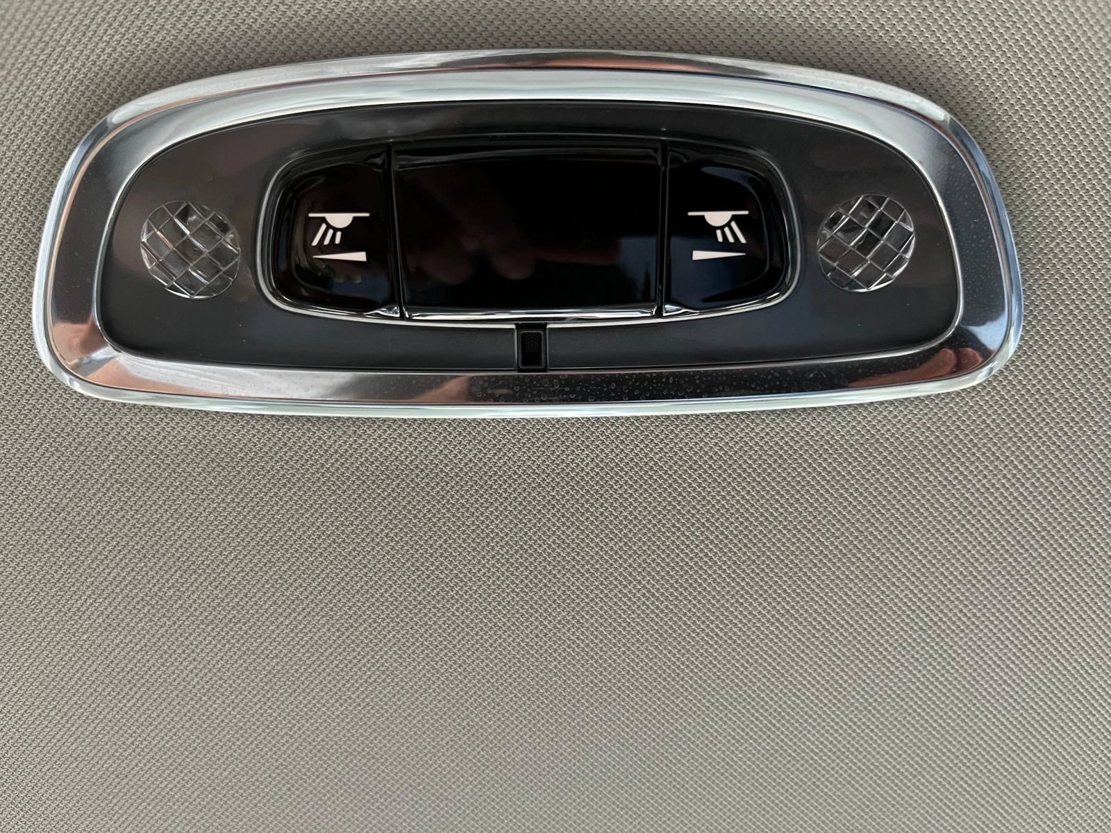 Used 2016 Volvo XC90 T6 Momentum AWD/4WD image 26