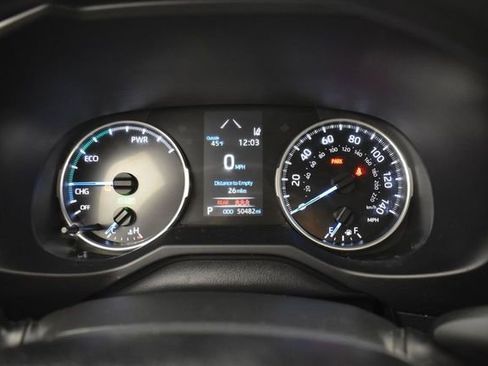 Used 2021 Toyota RAV4 LE AWD/4WD image 7
