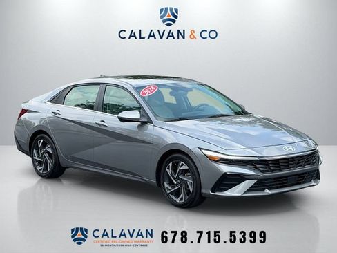 Used 2024 Hyundai Elantra Limited FWD image 1
