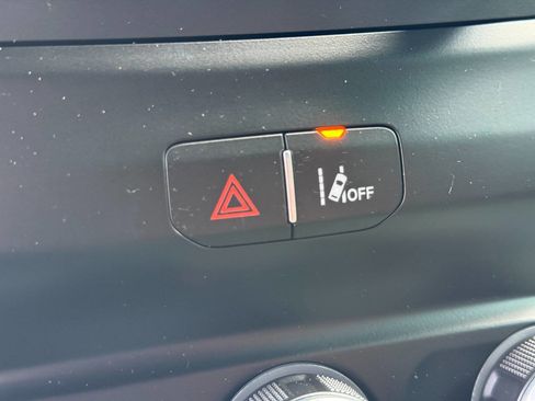 Used 2023 RAM 1500 Tradesman AWD/4WD image 27