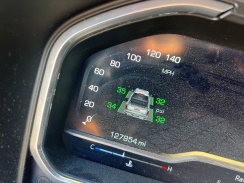 Used 2022 GMC Sierra 1500 AT4 w/ AT4 Premium Package image 15