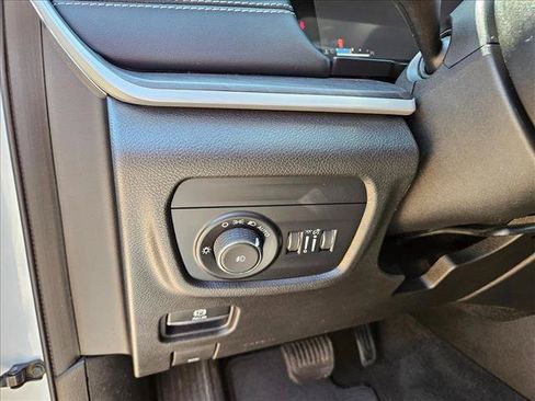 Used 2021 Jeep Grand Cherokee L Limited AWD/4WD image 28