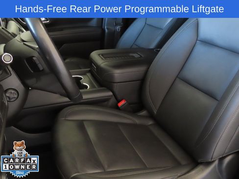 Used 2022 Chevrolet Suburban LT w/ Luxury Package image 12