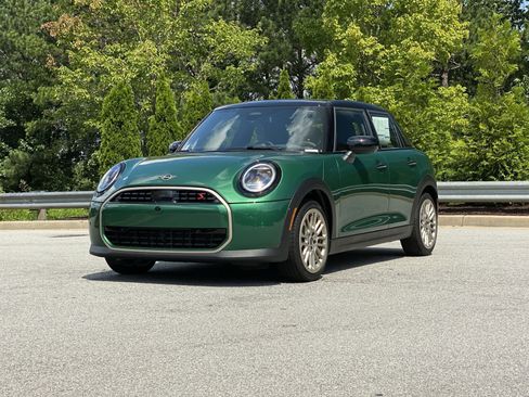 Used 2025 MINI Cooper S image 12