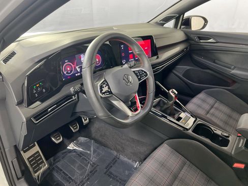 Used 2024 Volkswagen GTI SE image 9