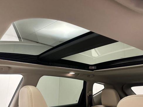 Certified 2023 Nissan Murano Platinum w/ Cargo Package image 17