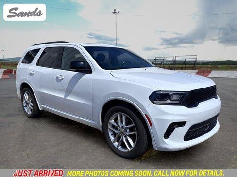 Used 2024 Dodge Durango GT RWD image 1