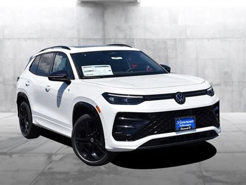 New 2026 Volkswagen Tiguan SE R-Line AWD/4WD image 2