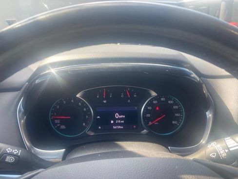 Used 2022 Chevrolet Traverse LT AWD/4WD image 9