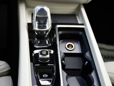 New 2026 Volvo XC60 B5 Ultra w/ Protection Package Premier AWD/4WD image 24