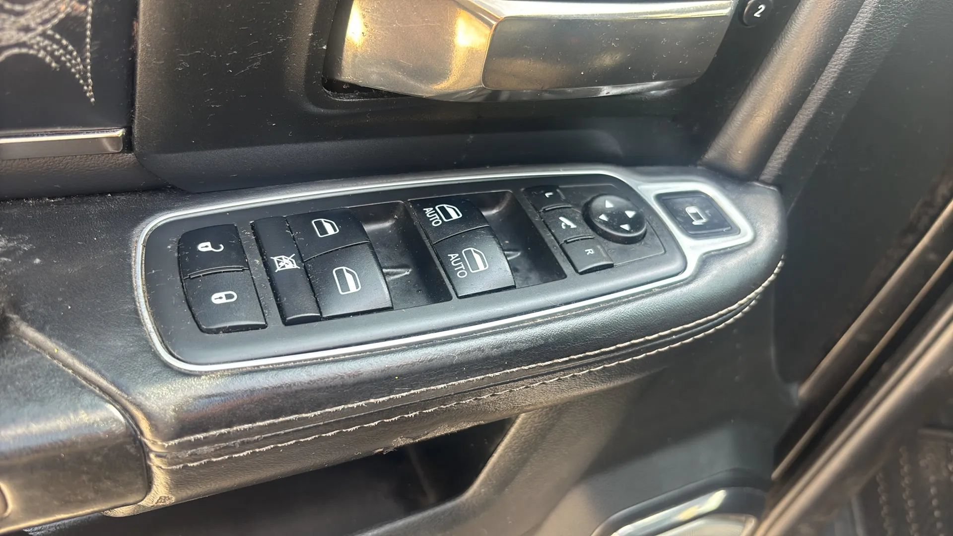 Used 2021 RAM 3500 Limited AWD/4WD image 24