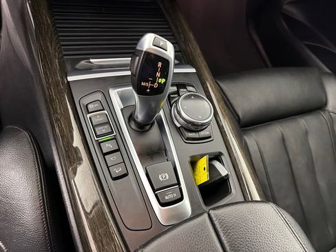 Used 2014 BMW X5 xDrive35d image 18