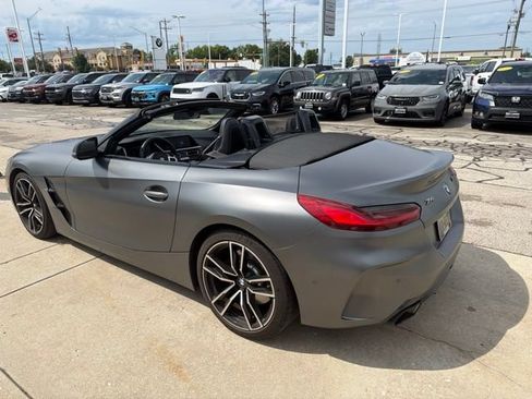 Used 2022 BMW Z4 M40i w/ Premium Package RWD image 3