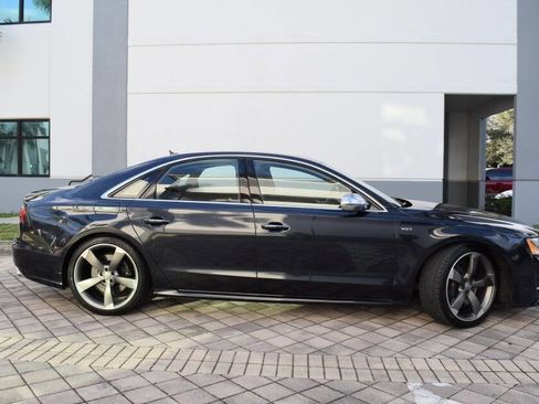 Used 2015 Audi S8 image 7