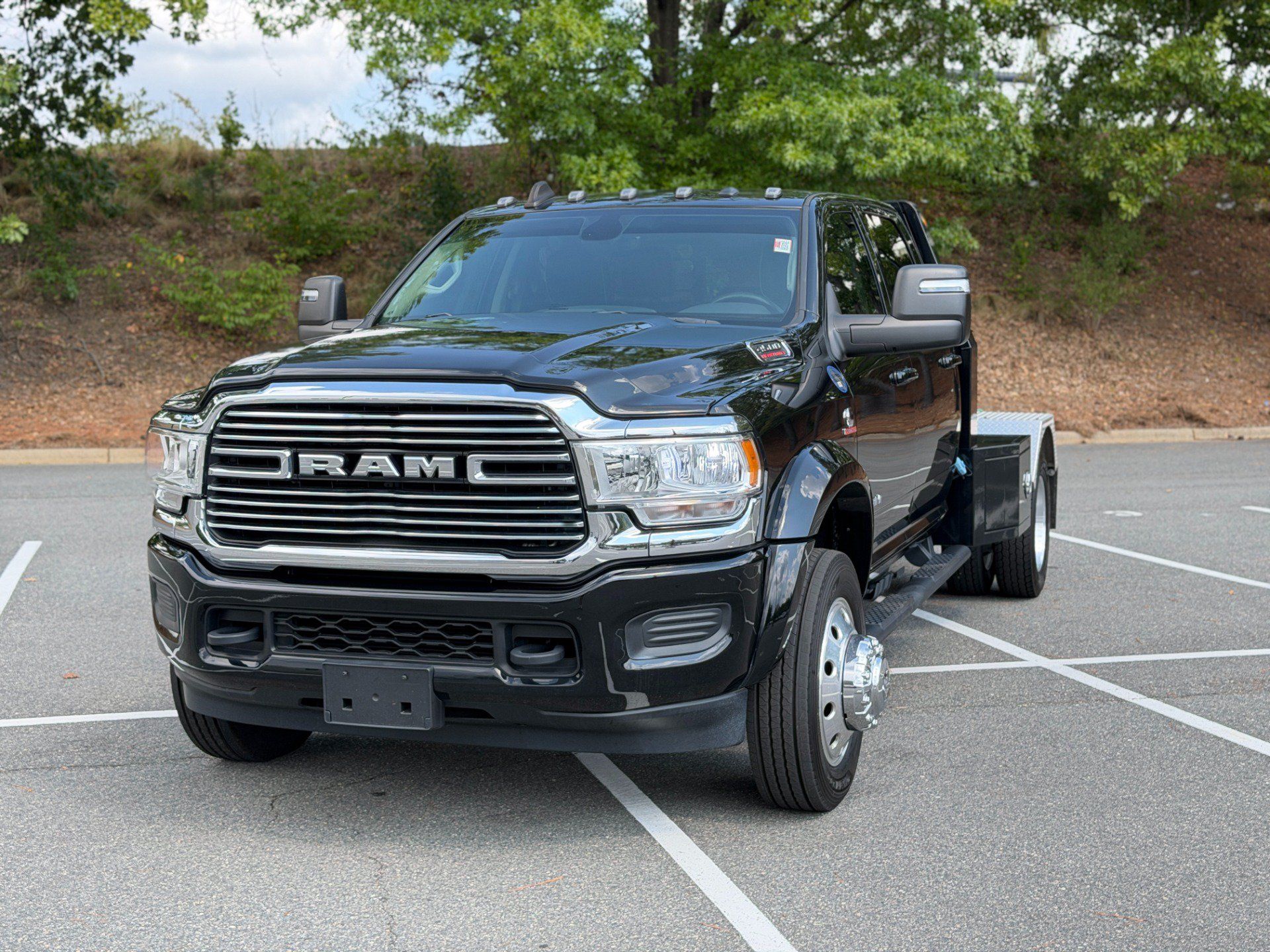 Used 2023 RAM 4500 Laramie AWD/4WD image 3