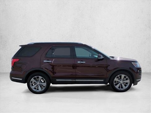 Used 2018 Ford Explorer Limited w/ Equipment Group 301A image 4