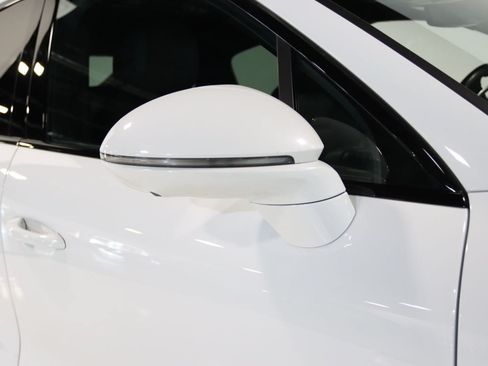 Used 2023 Porsche Cayenne Coupe w/ Towing Package w/o Tow Ball AWD/4WD image 75
