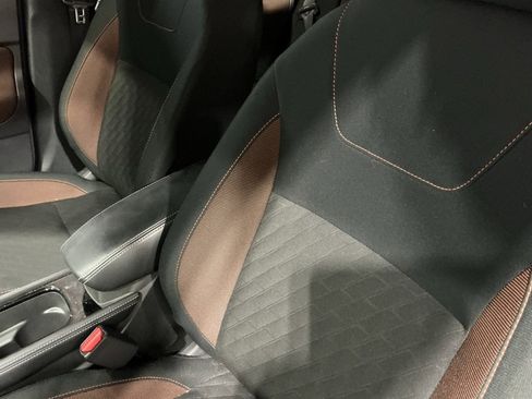 Used 2024 Nissan Kicks SR image 4