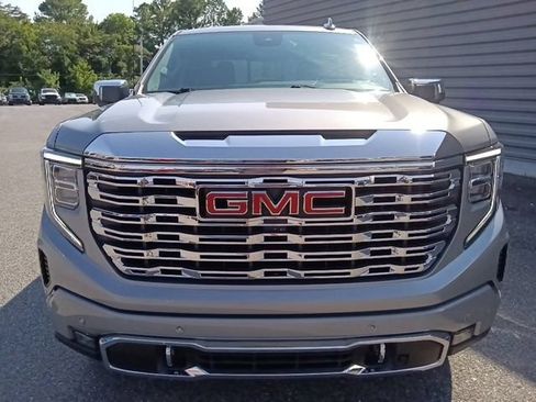 Used 2025 GMC Sierra 1500 Denali AWD/4WD image 8