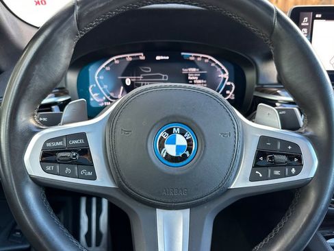 Used 2023 BMW 530e w/ M Sport Package RWD image 26