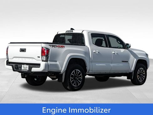 Used 2023 Toyota Tacoma TRD Sport AWD/4WD image 7