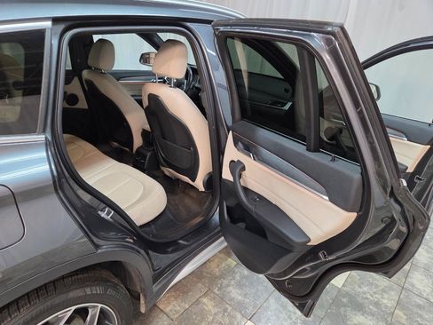 Used 2018 BMW X1 xDrive28i AWD/4WD image 12
