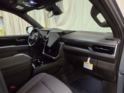 New 2026 GMC Yukon XL Elevation w/ LPO, Floor Liner Package AWD/4WD image 37