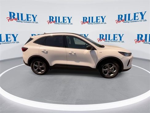 New 2025 Ford Escape ST-Line w/ Tech Pack #1 image 9