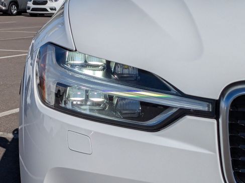 Used 2020 Volvo XC60 T5 R-Design w/ Protection Package Premier image 9