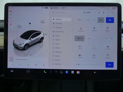 Used 2023 Tesla Model Y Long Range AWD/4WD image 12