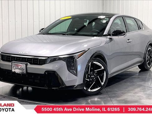 Used 2025 Kia K4 GT-Line w/ GT-Line Sunroof Package FWD image 1