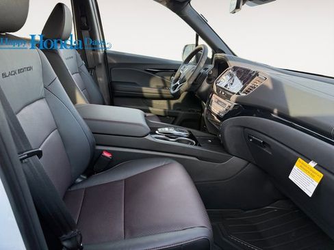 New 2026 Honda Ridgeline Black Edition image 37