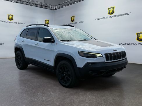 Used 2022 Jeep Cherokee Trailhawk w/ Premium Leather Package AWD/4WD image 7