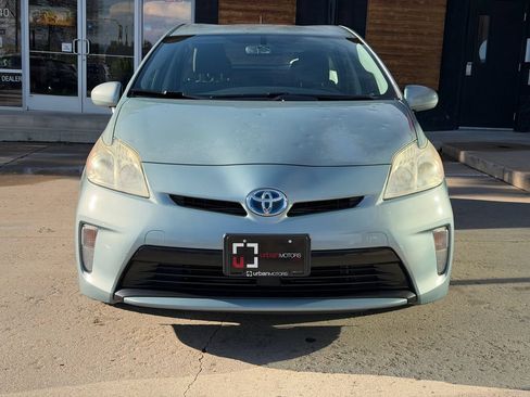 Used 2012 Toyota Prius Three w/ Appearance Pkg FWD image 7