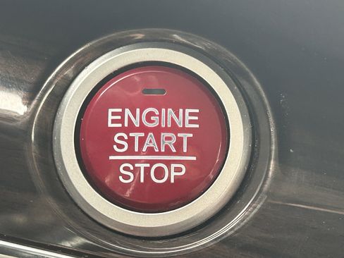Used 2015 Honda CR-V Touring image 34