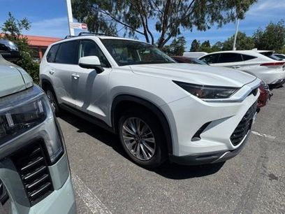 Used 2024 Toyota Grand Highlander Platinum