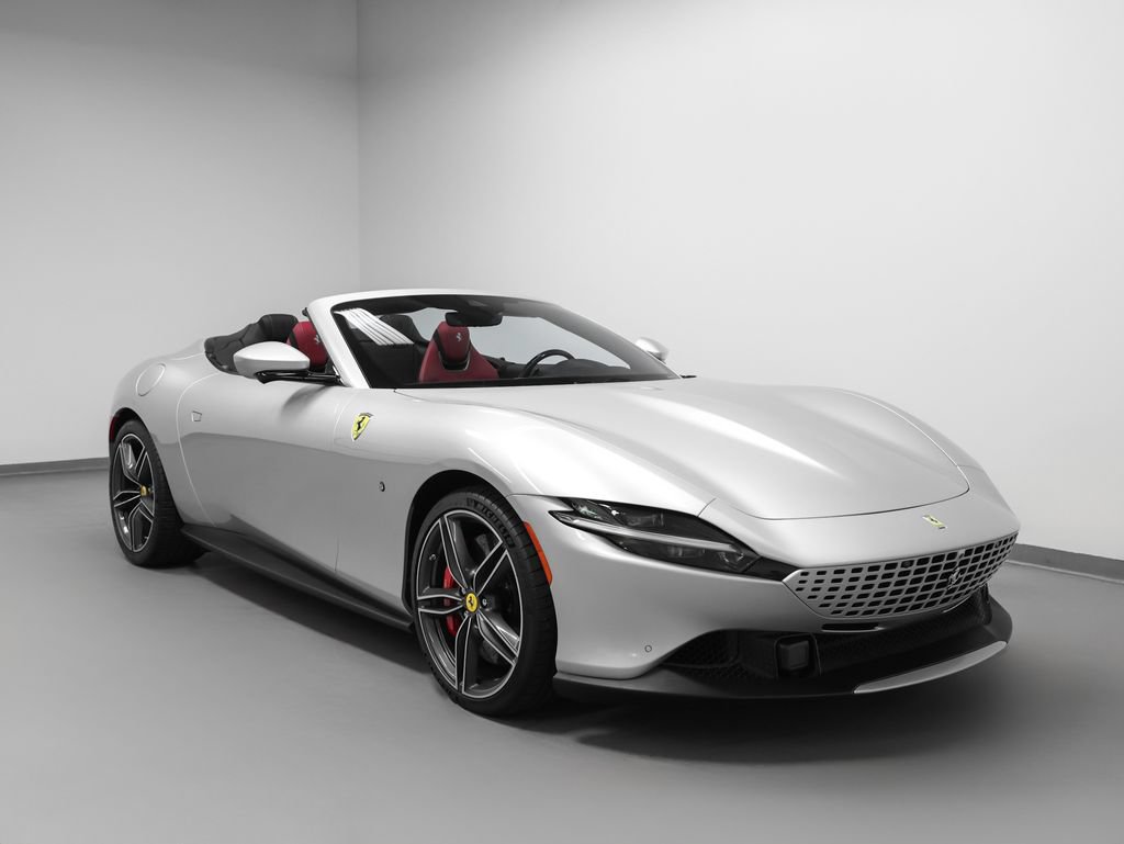 Certified 2025 Ferrari Roma Spider RWD image 17