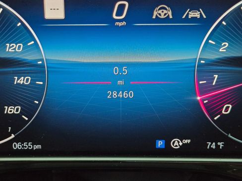 Used 2024 Mercedes-Benz E 350 4MATIC Sedan w/ Airmatic Package image 18