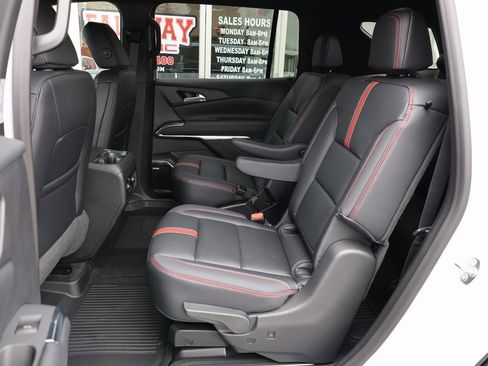 New 2026 Chevrolet Traverse RS image 27