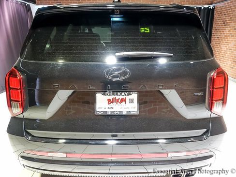 Used 2025 Hyundai Palisade Calligraphy image 9