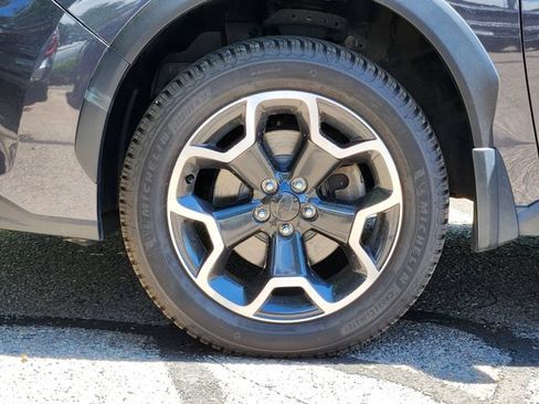 Used 2013 Subaru Crosstrek 2.0i Limited w/ Popular Pkg 2 AWD/4WD image 9