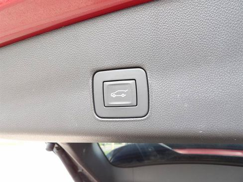 Certified 2023 Chevrolet TrailBlazer RS w/ Sun and Liftgate Package FWD image 35