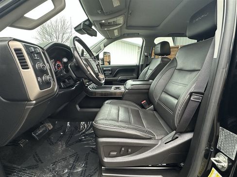 Used 2016 GMC Sierra 3500 Denali w/ Duramax Plus Package AWD/4WD image 6
