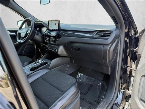 Used 2025 Ford Escape ST-Line FWD image 12