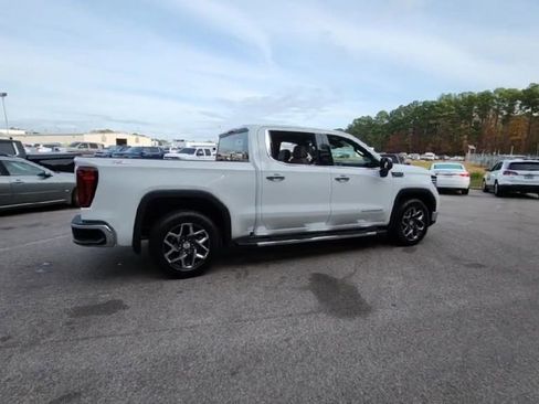 Used 2023 GMC Sierra 1500 SLT w/ SLT Premium Package image 5