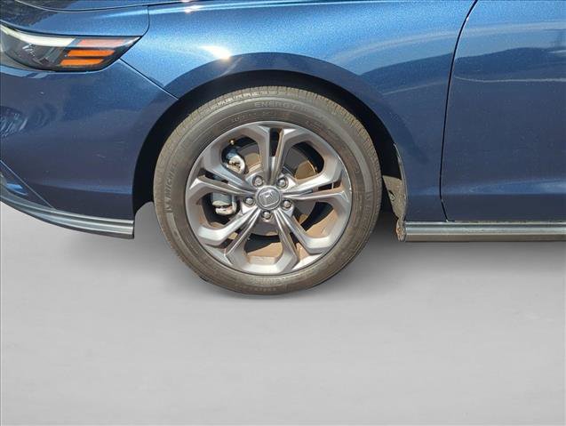 Used 2023 Honda Accord EX image 30