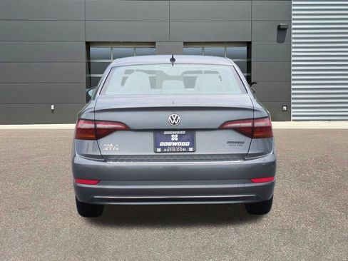 Used 2019 Volkswagen Jetta FWD image 6