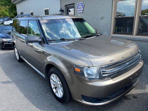 Used 2014 Ford Flex SE image 2