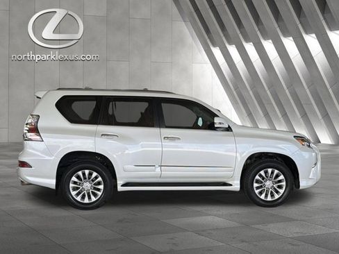 Used 2019 Lexus GX 460 Premium w/ Premium Package AWD/4WD image 4