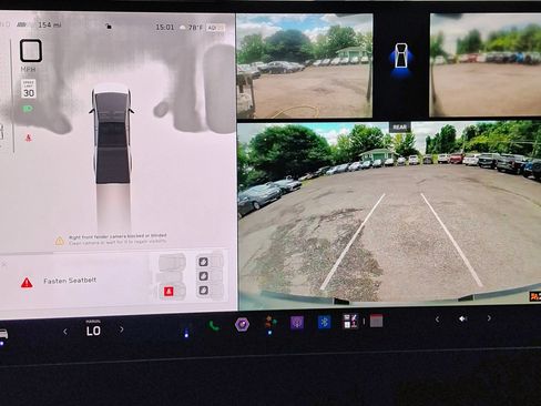 Used 2025 Tesla Cybertruck AWD Crew Cab image 19